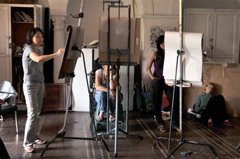 posing nude for art class|Nude models bare all for studio art classes